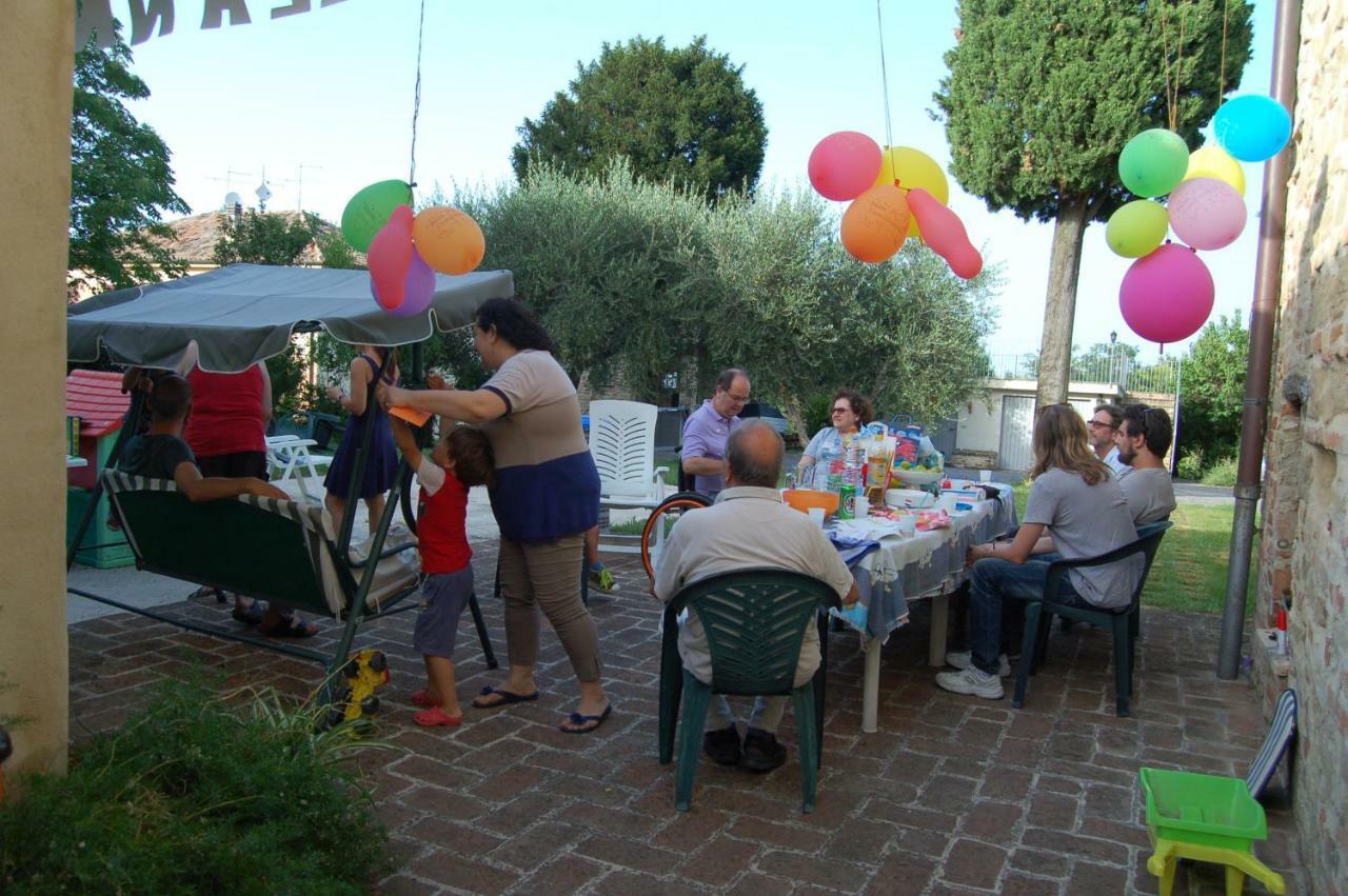 Il Poggio Villa Mombaroccio Kültér fotó